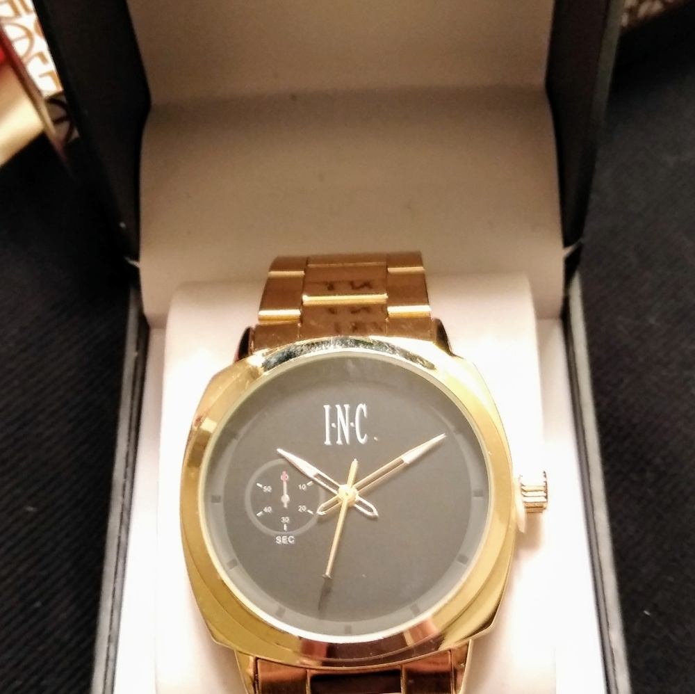 Men's Watch - Picture 2 of 2
